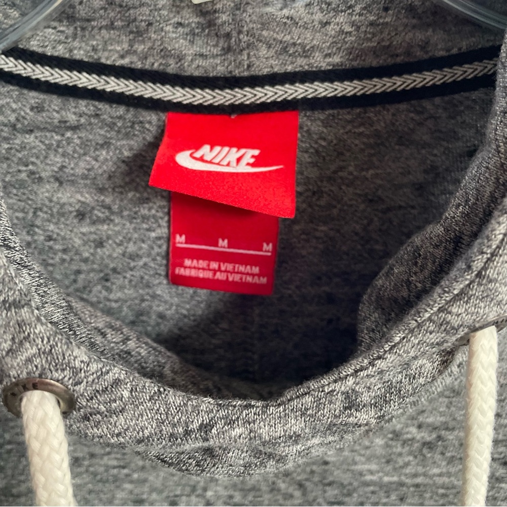 Nike “Just Do It” Sweatshirt - Womens Size Med - Gray Hooded Drawstring Pullover - Picture 3 of 8